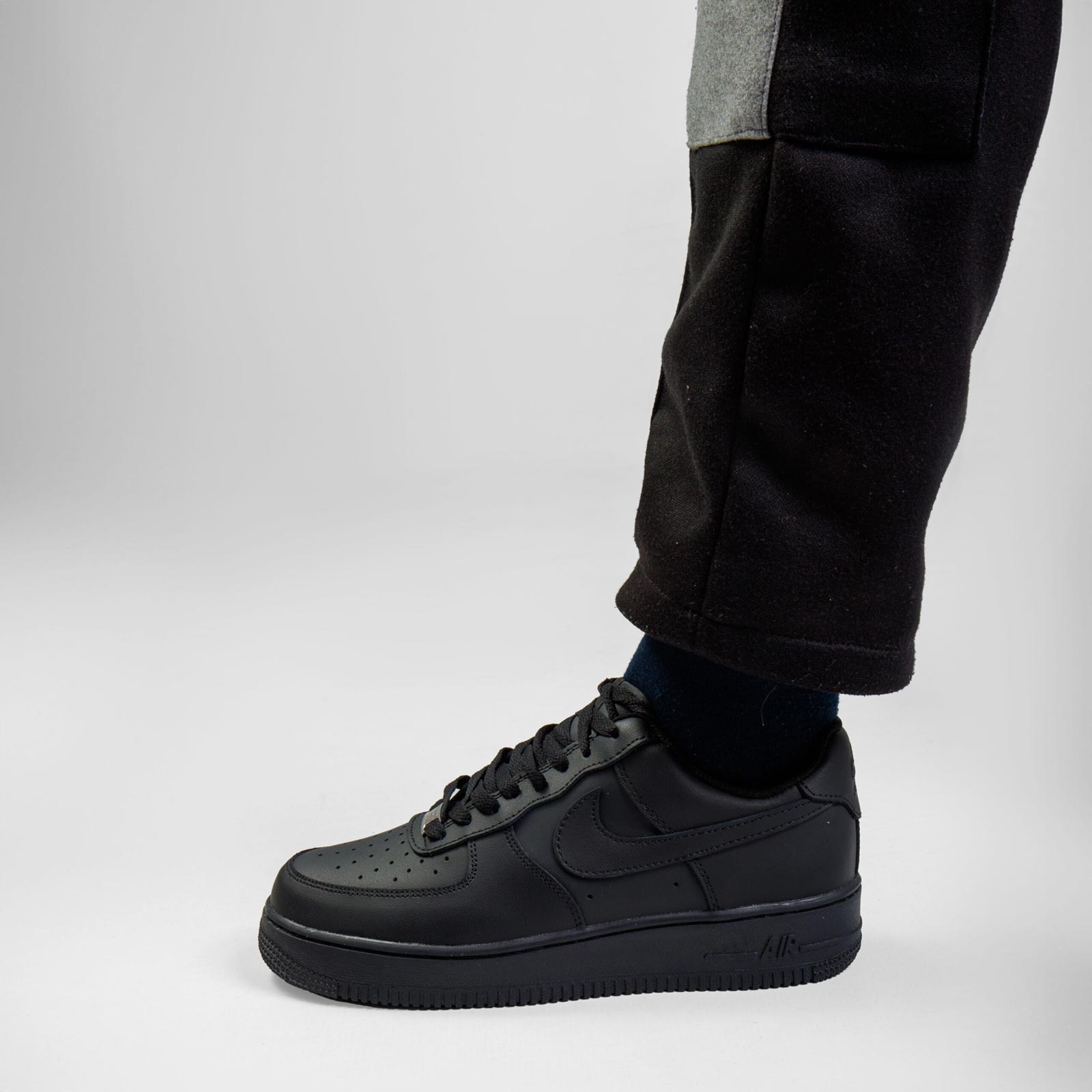 air force 1 black 4